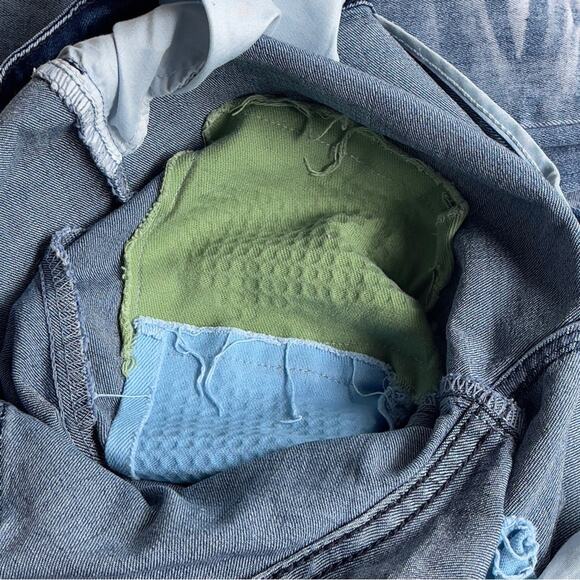 Blue Topic Rhinestone Studded Patch Distressed Denim Jeans Y2K Style - Size 9/10 - Picture 10 of 16